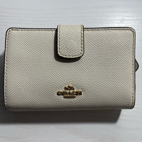 Coach Handbags - Coach wallet